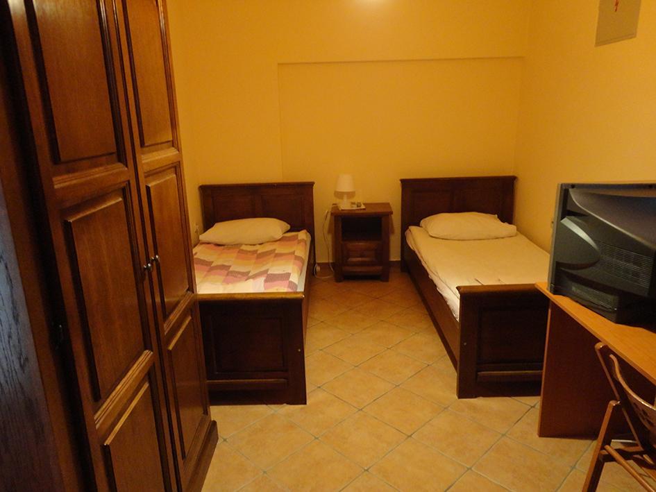 Prenociste "Magnus" Bed & Breakfast Slavonski Brod Luaran gambar