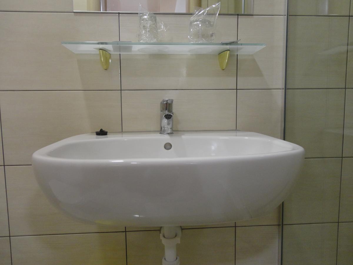 Prenociste "Magnus" Bed & Breakfast Slavonski Brod Luaran gambar