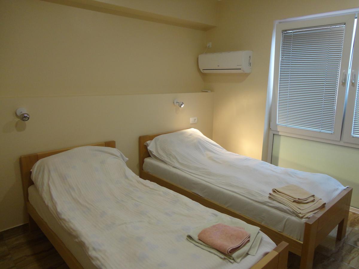 Prenociste "Magnus" Bed & Breakfast Slavonski Brod Luaran gambar