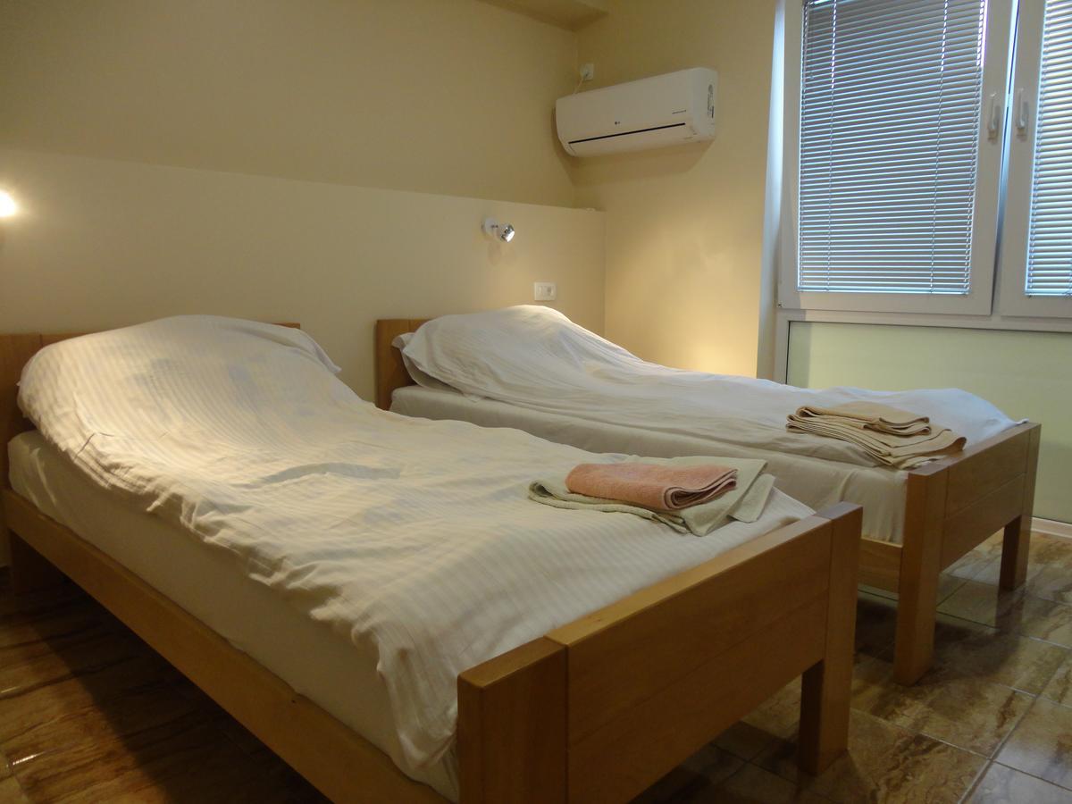 Prenociste "Magnus" Bed & Breakfast Slavonski Brod Luaran gambar