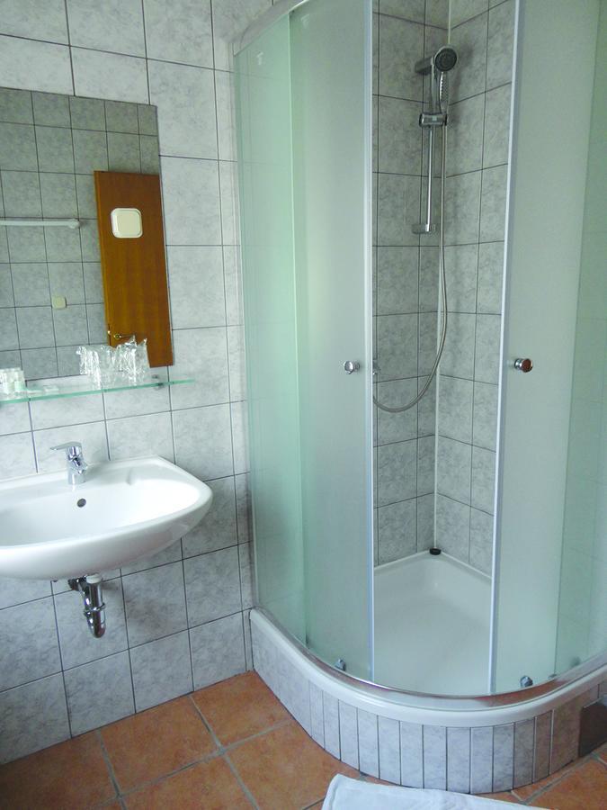 Prenociste "Magnus" Bed & Breakfast Slavonski Brod Luaran gambar