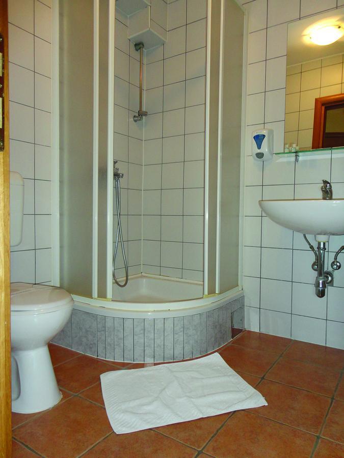 Prenociste "Magnus" Bed & Breakfast Slavonski Brod Luaran gambar