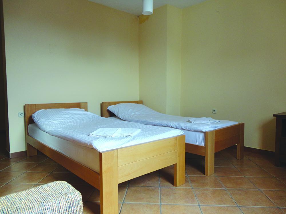 Prenociste "Magnus" Bed & Breakfast Slavonski Brod Luaran gambar