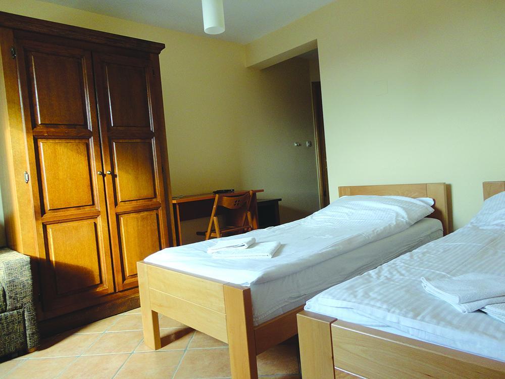 Prenociste "Magnus" Bed & Breakfast Slavonski Brod Luaran gambar