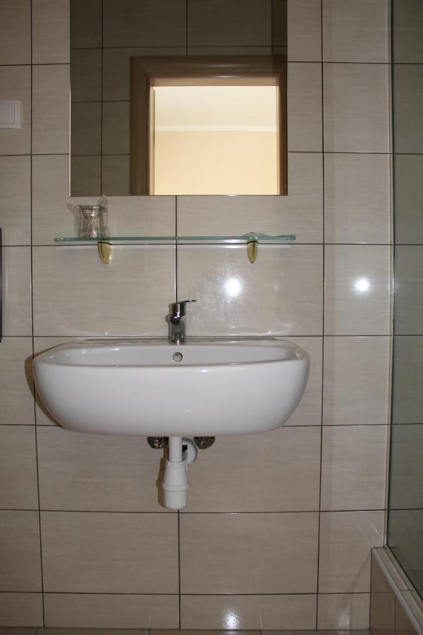 Prenociste "Magnus" Bed & Breakfast Slavonski Brod Luaran gambar