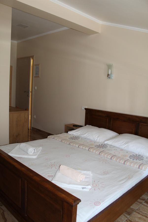 Prenociste "Magnus" Bed & Breakfast Slavonski Brod Luaran gambar