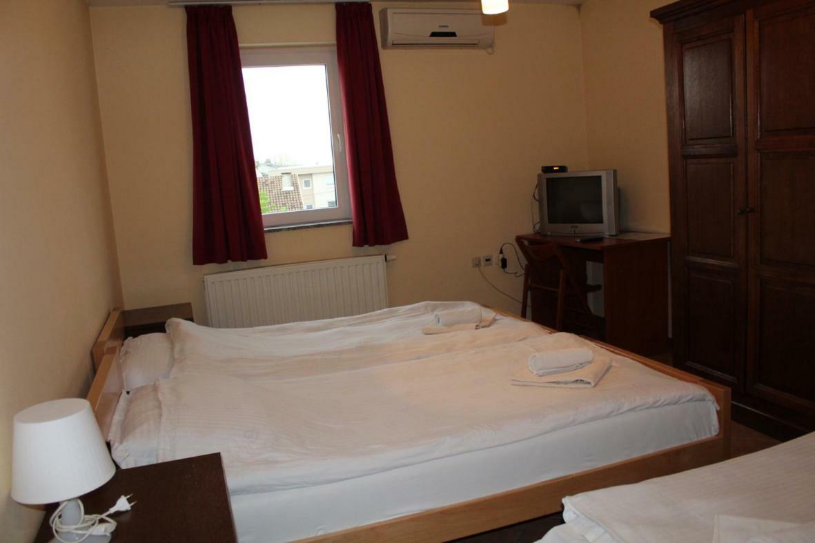 Prenociste "Magnus" Bed & Breakfast Slavonski Brod Luaran gambar