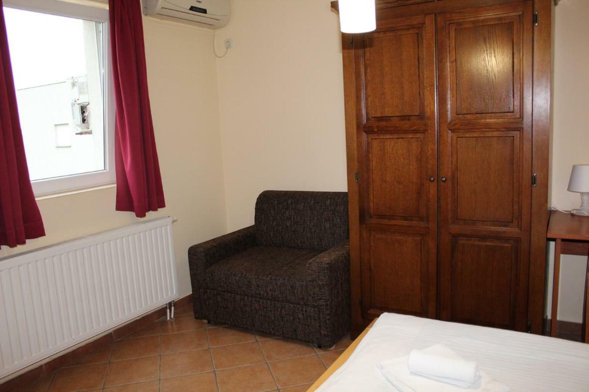 Prenociste "Magnus" Bed & Breakfast Slavonski Brod Luaran gambar