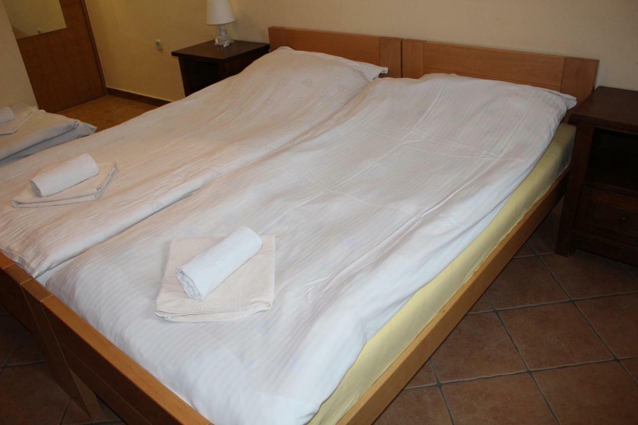 Prenociste "Magnus" Bed & Breakfast Slavonski Brod Luaran gambar